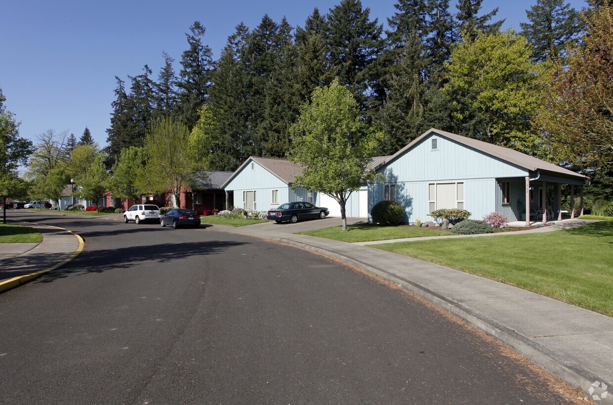 Primary Photo - 141 Wheatland Rd N
