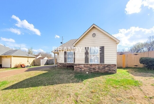 Building Photo - 4407 Pecan Creek Cir S