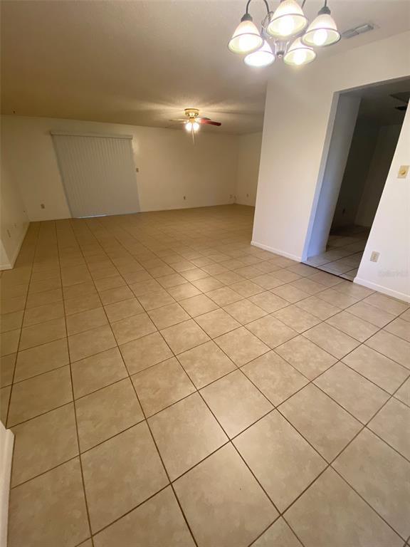 Building Photo - 520 Bison Cir