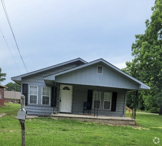 Building Photo - 1042 Springfield Ave