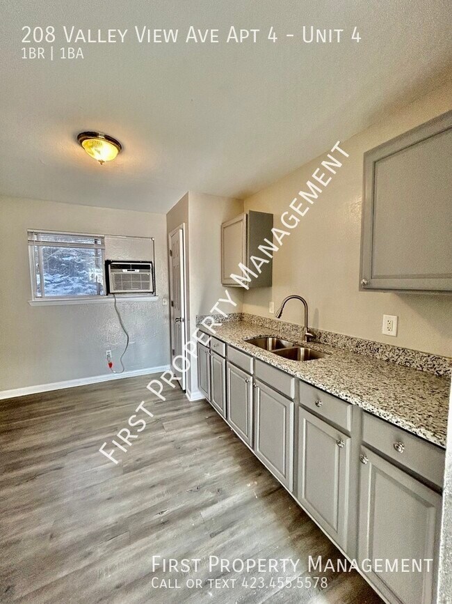 Building Photo - Red Bank 1Bed/1Bath Apartment: New Granite...