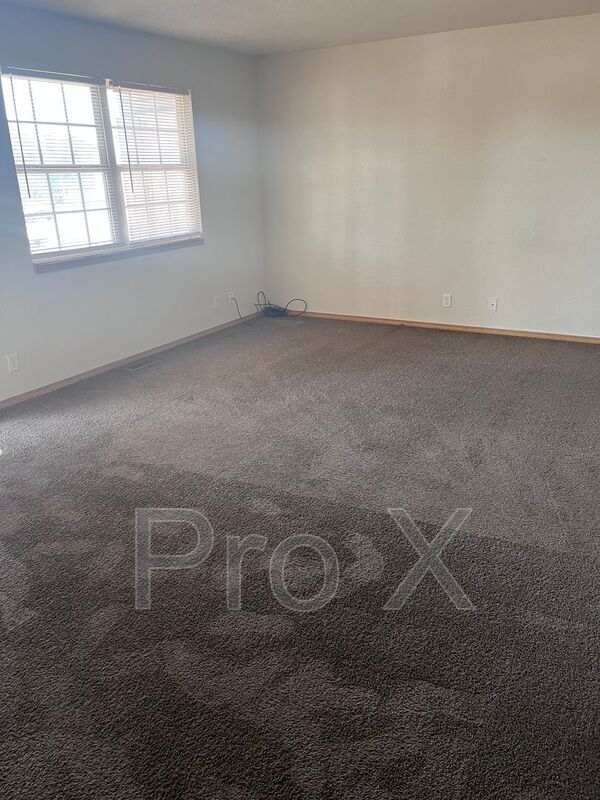 Building Photo - 4563 E Zora St