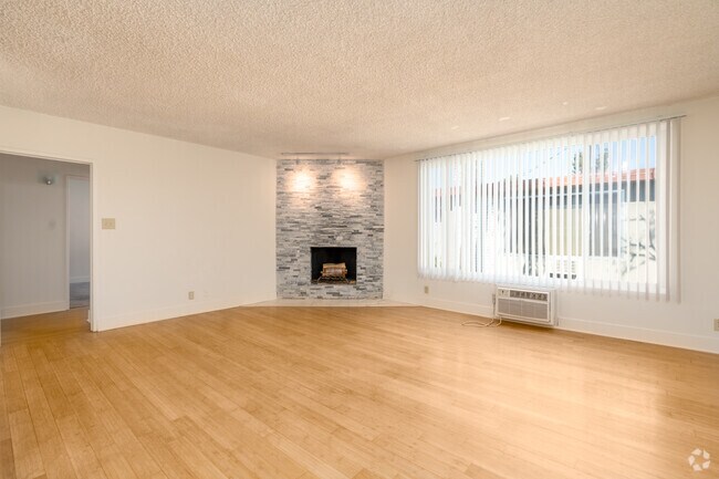 2 habitaciones, 2 baños - 111 m² - Sala de estar - 11924-11934 Riverside Dr