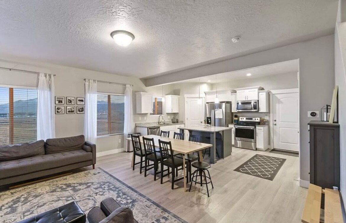 Foto principal - 8620 N Cottonwood Aly