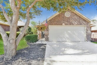 Building Photo - 733 Stribling Cir