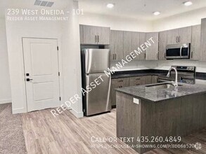Building Photo - 239 W Oneida St
