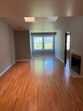 Building Photo - 1205 Wyndham Ct