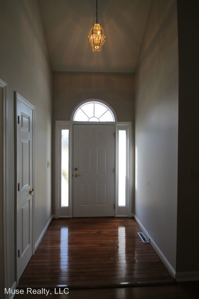 Building Photo - 3 br, 2 bath House - 1663 Amanda Lane