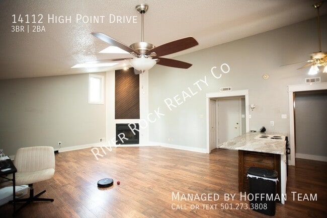 Foto del edificio - 14112 High Point Dr