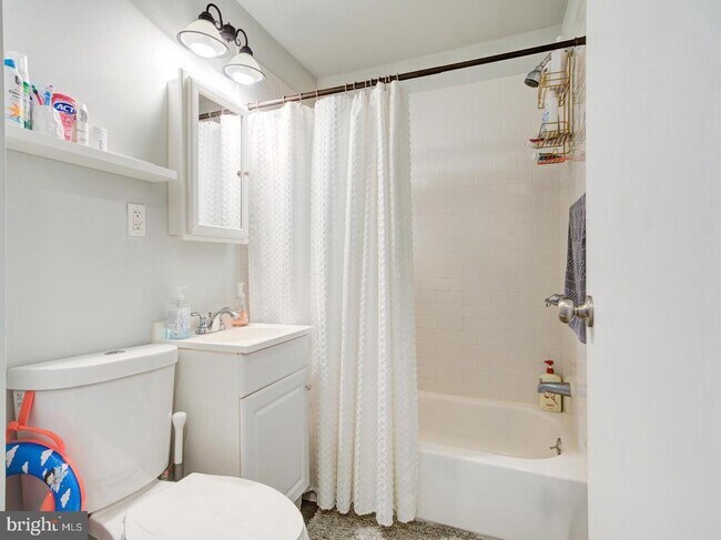 Foto del edificio - 539 N 33rd St