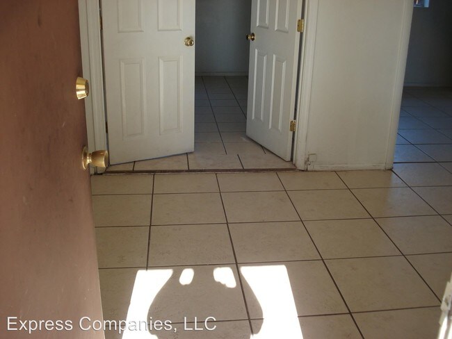 Foto del edificio - 205 E 5th Ave