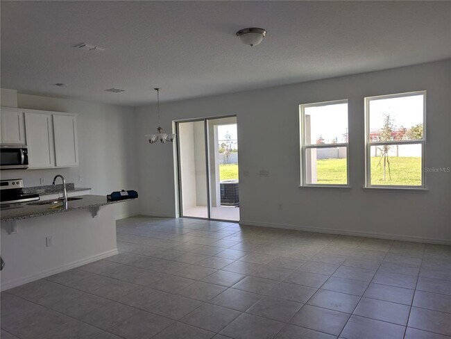 Building Photo - 15355 Willow Arbor Cir