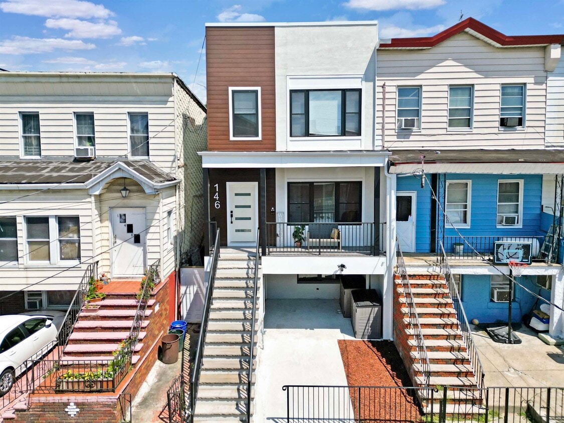 Primary Photo - 146 Congress St