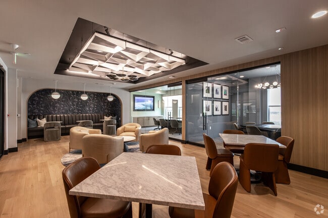 Business Center - Bell Southstone Yards