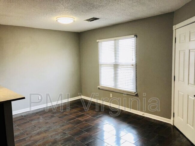 Building Photo - 3123 Tidal Bay Ln