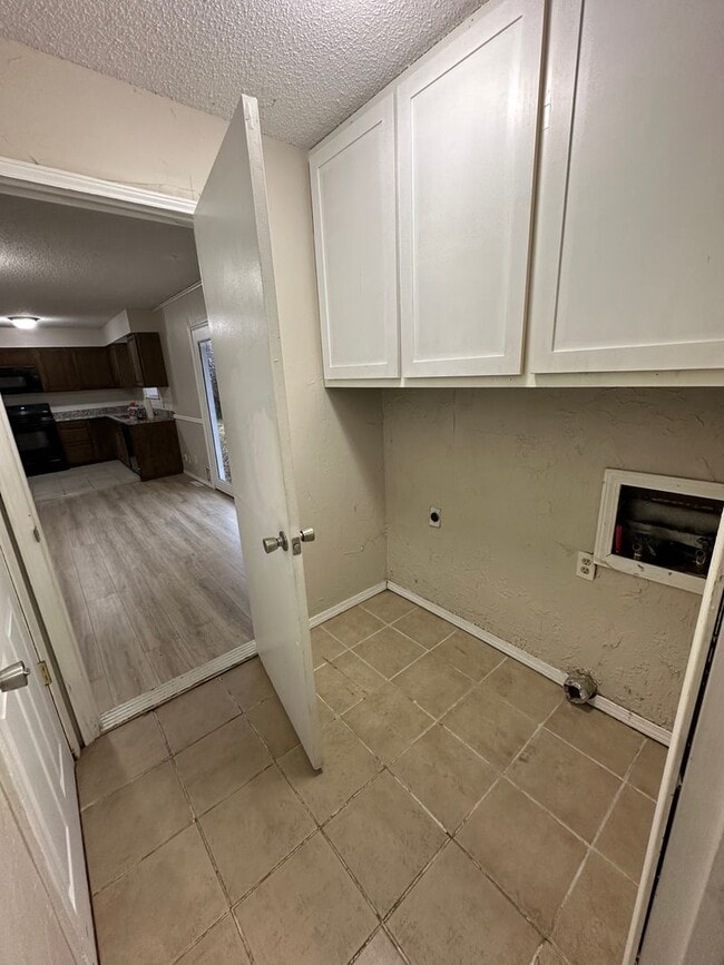 Building Photo - House for Rent in Battlefield MO!