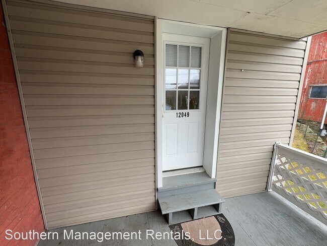 Foto del edificio - 3 br, 1 bath House - 12049 Baltimore St. Rear