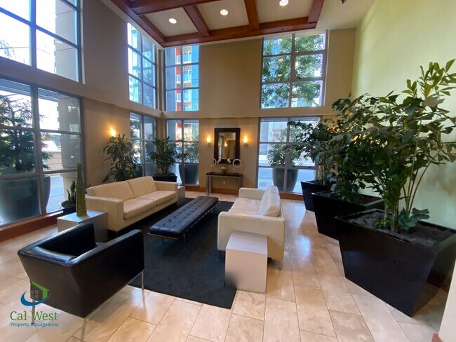 Foto del edificio - $2895-7th Floor 1 Bd/1 Ba Executive Condo in Beautiful Luxury Complex/City Heights