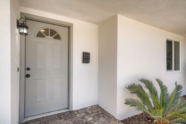 Foto del edificio - 20340 Superior St