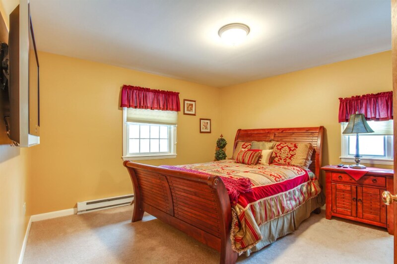 Primary Photo - 219 Alpine Dr