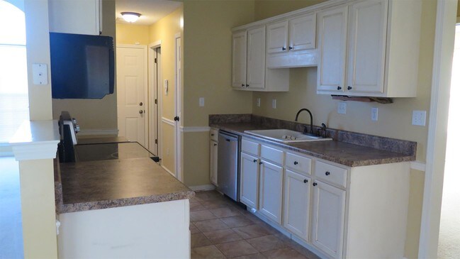 Building Photo - 7739 Piney Ridge Cv