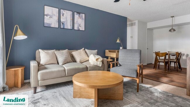 Foto del edificio - 1071 Clayton Ln