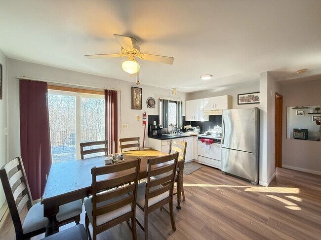 Foto del edificio - 802 Clubhouse Dr