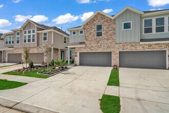 Building Photo - 12635 Blue Catfish Ln
