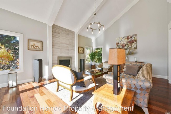 Building Photo - 4 br, 3 bath House - 52 PASEO MIRASOL