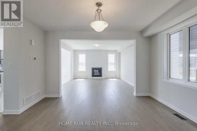 Building Photo - 218 Elsie MacGill Walk