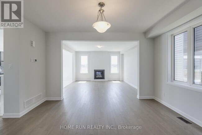 Photo du bâtiment - 218 Elsie MacGill Walk