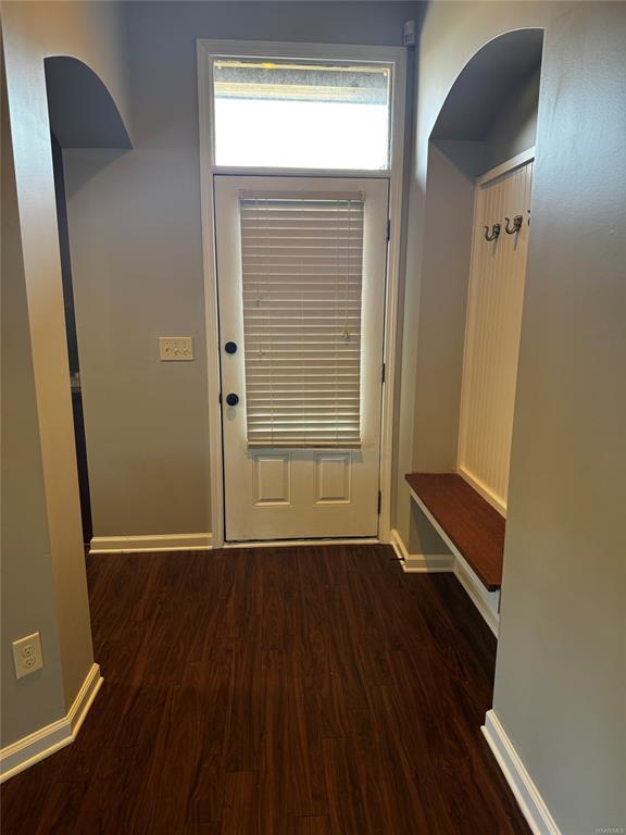 Building Photo - 9133 Saw Tooth Loop