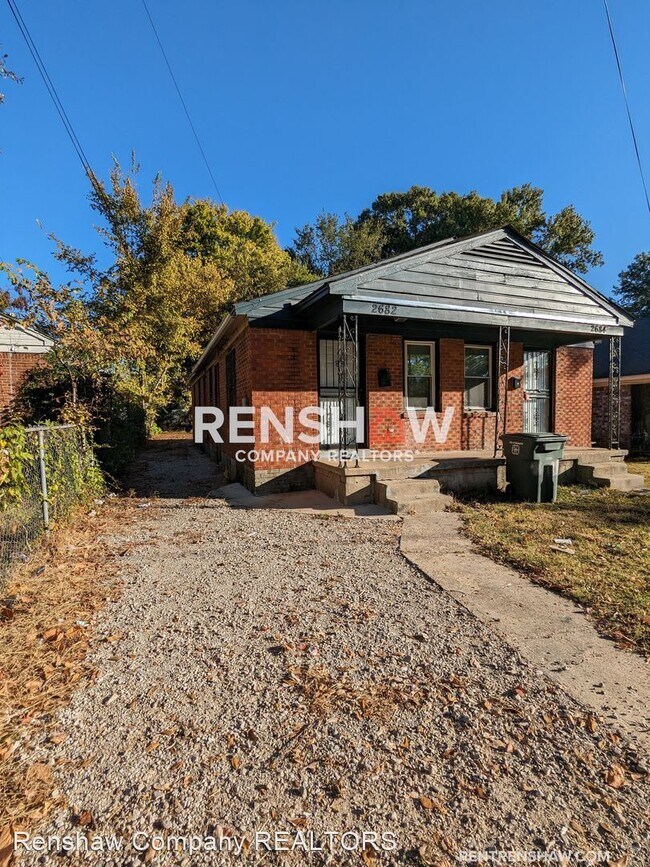 Building Photo - 2 br, 1 bath House - 2682 Carnes Ave
