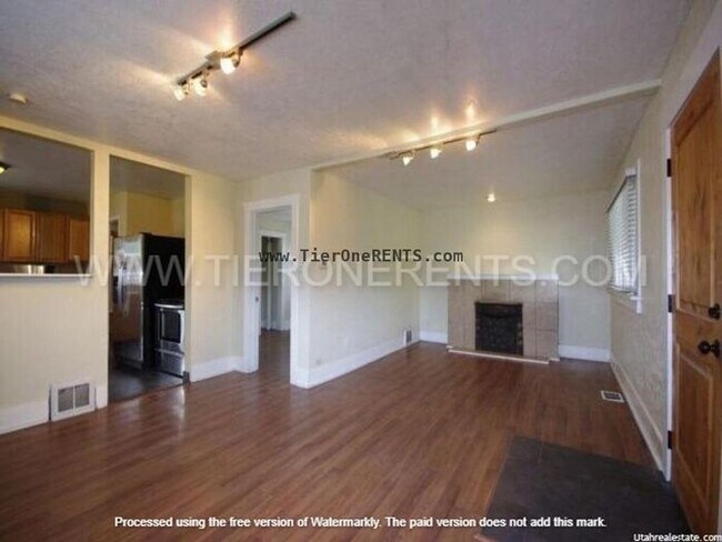 Building Photo - NO DEPOSIT option available for qualified renters!