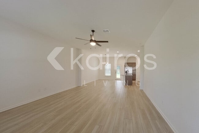Building Photo - 101 Carencro St