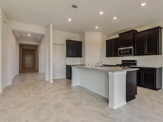 Building Photo - 2422 Temple Crag Dr