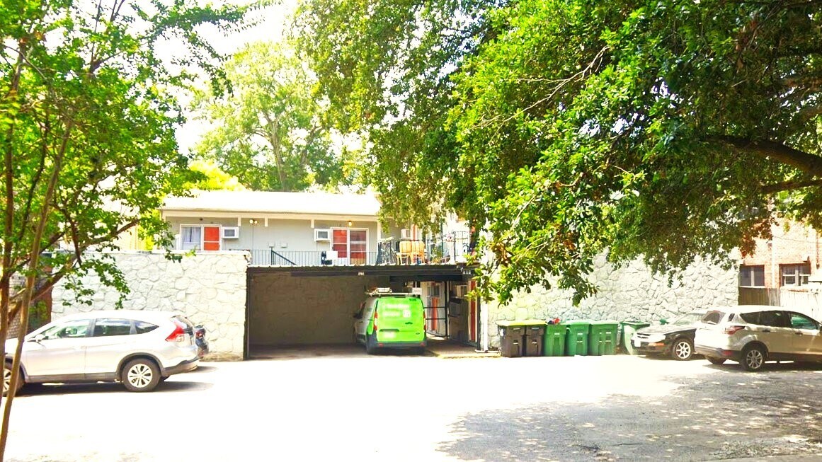 Foto principal - 425 Hawthorne St