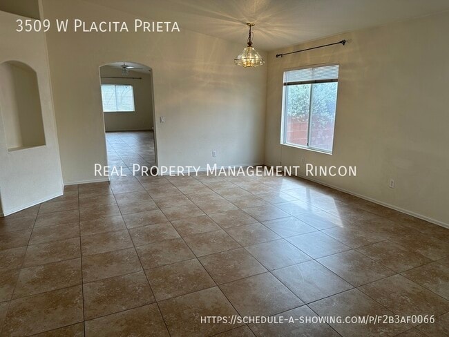 Building Photo - 3509 W Placita Prieta