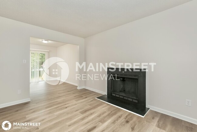 Building Photo - 135 W LAKEFIELD DR, GREENSBORO, NC 27406