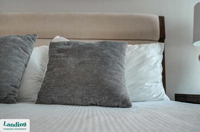 Building Photo - 1999 E Boston St