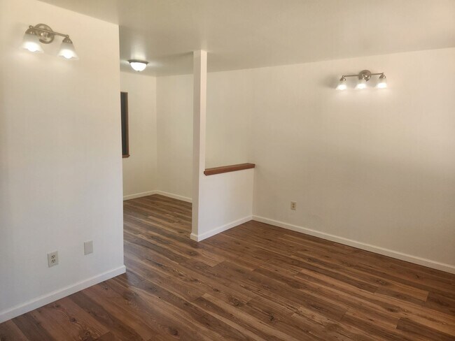 Building Photo - 3229-3233 Edison Street Graton, CA 95444