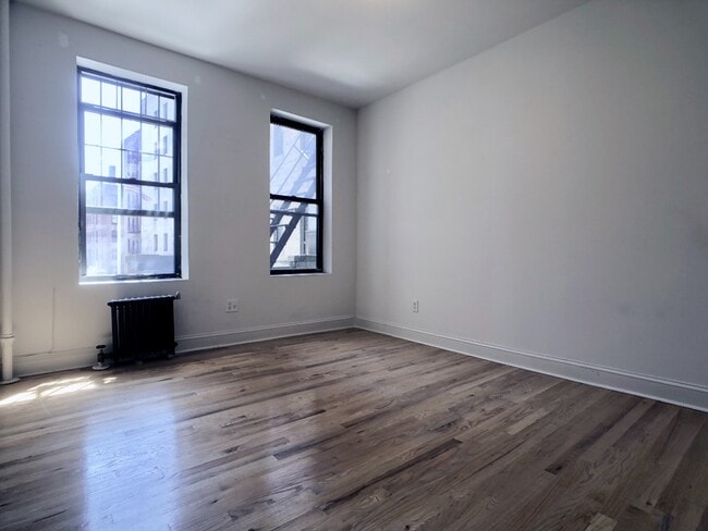 Building Photo - 282 Cabrini Blvd