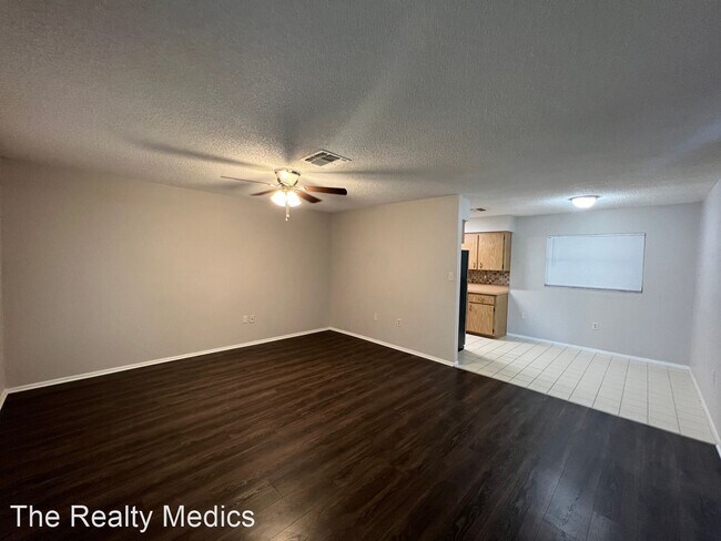 Building Photo - 2 br, 1 bath House - 13224 Grand Terrace Dr