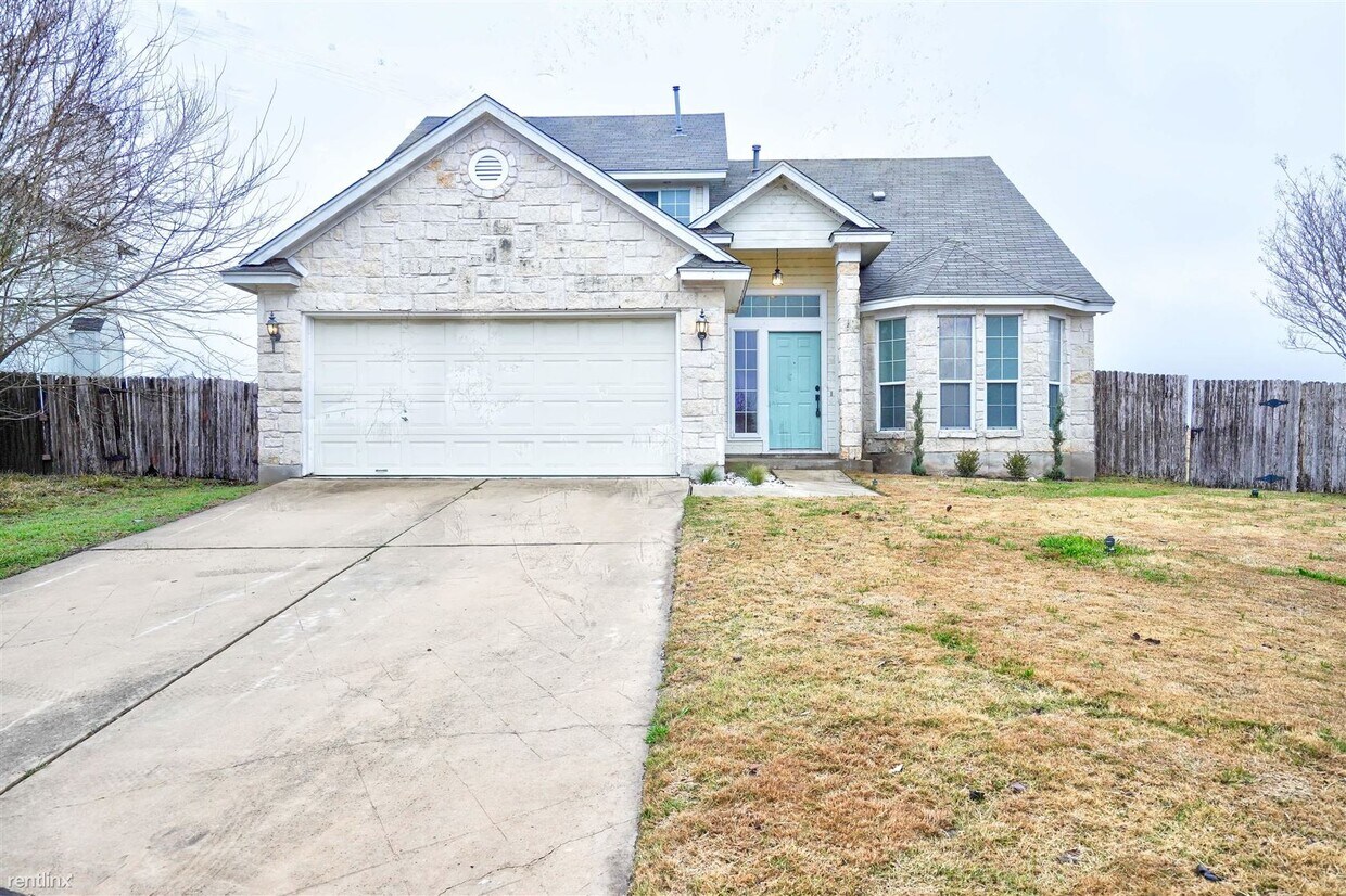 Primary Photo - 3 br, 2.5 bath House - 124 Lago Grande Dr