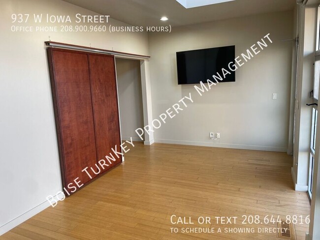 Foto del edificio - 2 Bed Broadway Ave Townhouse Near BSU!