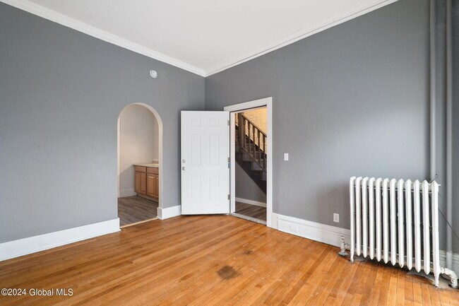 Building Photo - 357 Washington Ave