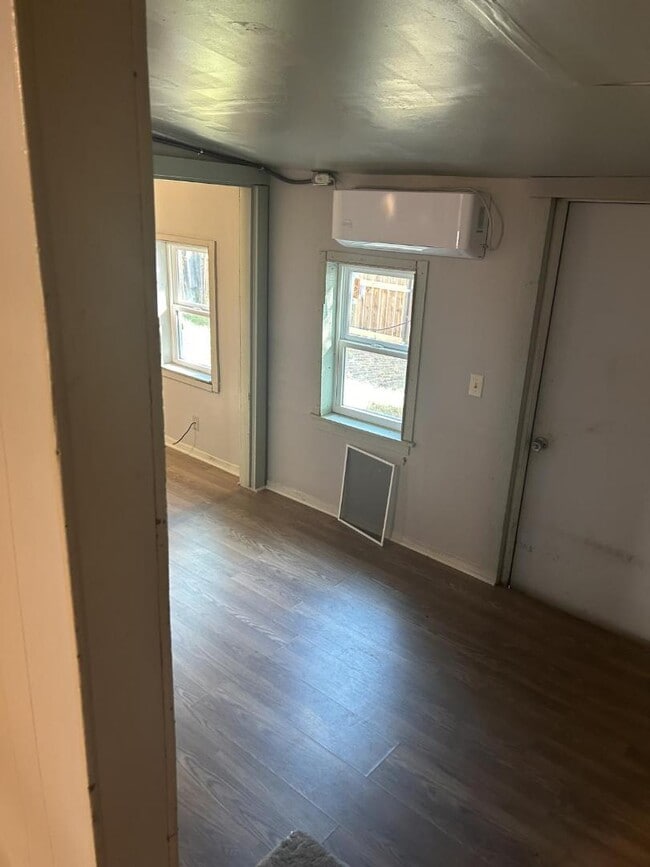 Foto del edificio - 411 Jackson St