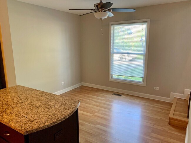 Building Photo - 2766 College Hill Cir