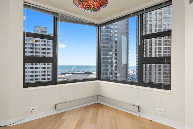 Foto del edificio - 401 E Ontario St