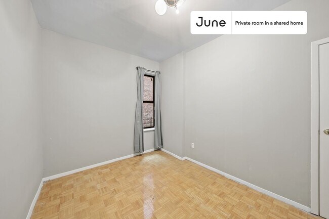 Foto del edificio - Room in Shared 3 bed/1 bath home